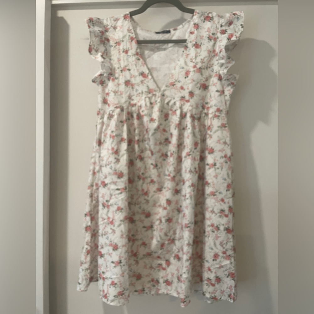 Floral Ruffle Sleeve Dress NWOT